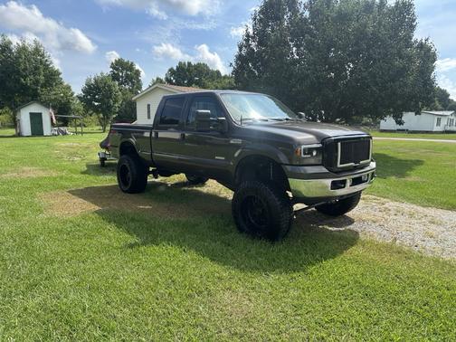 2005 Ford F-250 XLT Crew Cab Super Duty