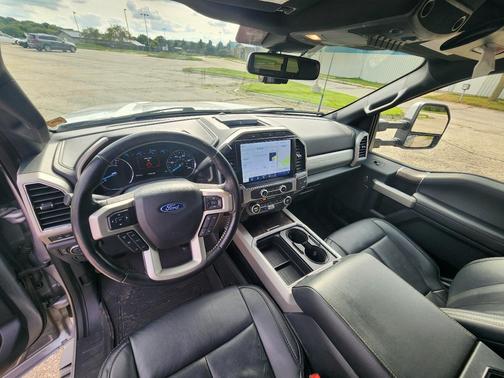 Silver 2022 Ford F-350 Lariat