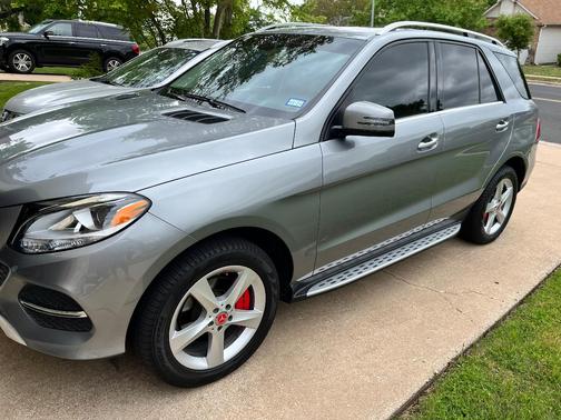 Gray 2016 Mercedes-Benz GLE-Class GLE 350
