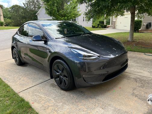2025 Tesla Model Y Long Range AWD