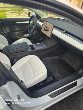 White 2022 Tesla Model 3 Long Range