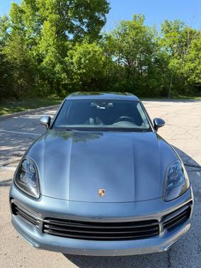 Blue 2019 Porsche Cayenne Cayenne