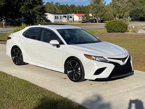 2019 Toyota Camry XSE
