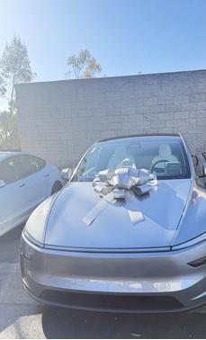 2026 Tesla Model Y RWD