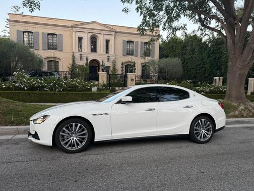 White 2016 Maserati Ghibli Base