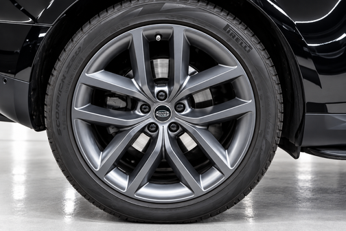 Black 2024 Land Rover Range Rover Sport P360 SE