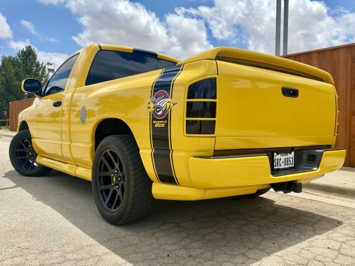 2005 Dodge Ram 1500 Laramie
