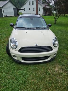 White 2012 MINI Cooper Base