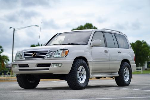 2003 Lexus LX 470 Base