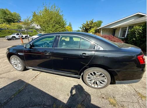 2014 Ford Taurus Limited