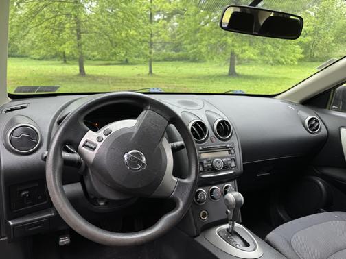 2011 Nissan Rogue S