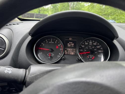 2011 Nissan Rogue S