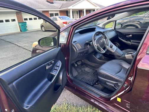 2013 Toyota Prius Two