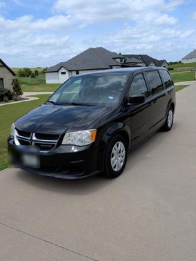 Black 2014 Dodge Grand Caravan AVP/SE