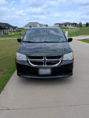 Black 2014 Dodge Grand Caravan AVP/SE