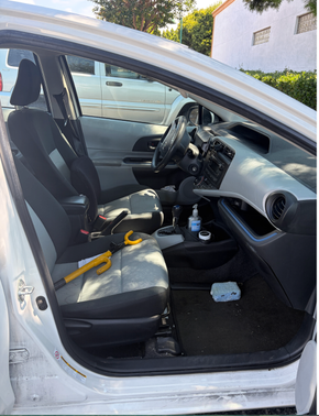 White 2012 Toyota Prius c Two