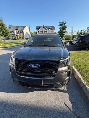 Gray 2019 Ford Explorer Sport