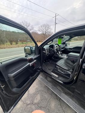 2017 Ford F-150 Platinum