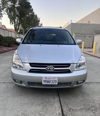 Silver 2006 Kia Sedona EX