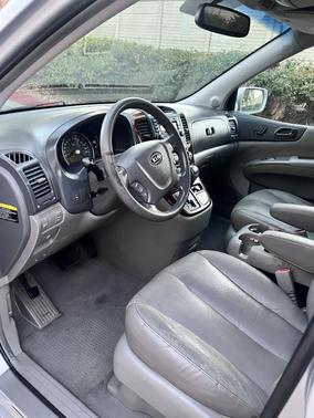 Silver 2006 Kia Sedona EX