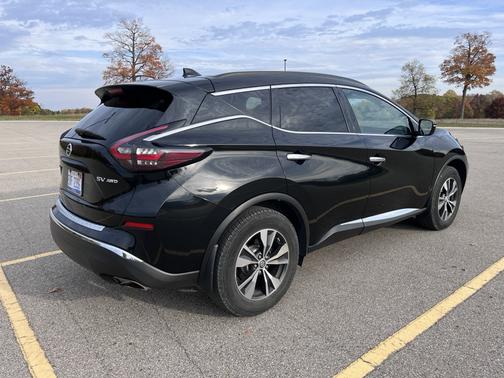 Black 2019 Nissan Murano SV