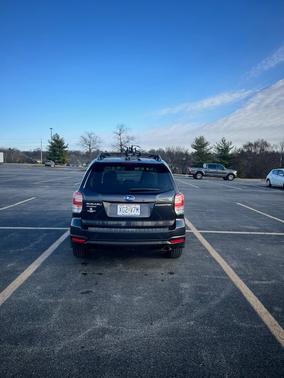 Gray 2018 Subaru Forester 2.5i Limited