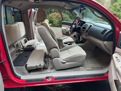 Red 2005 Toyota Tacoma Access Cab