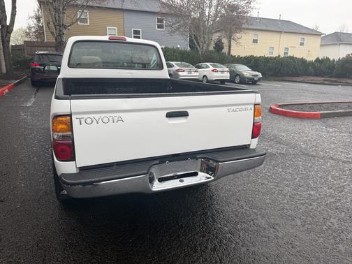 2001 Toyota Tacoma Base