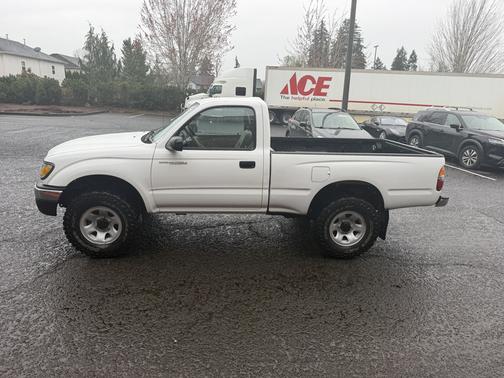 2001 Toyota Tacoma Base
