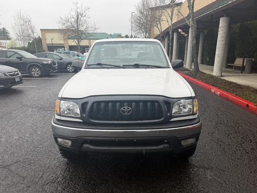 2001 Toyota Tacoma Base