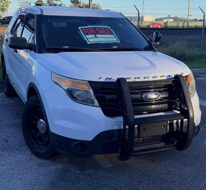 White 2015 Ford Utility Police Interceptor Base