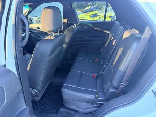 White 2015 Ford Utility Police Interceptor Base