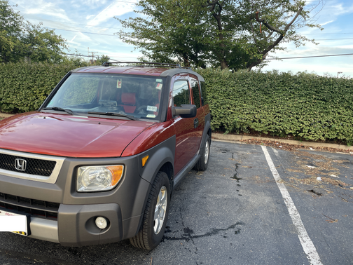 Photo 3 of 25 of 2005 Honda Element EX