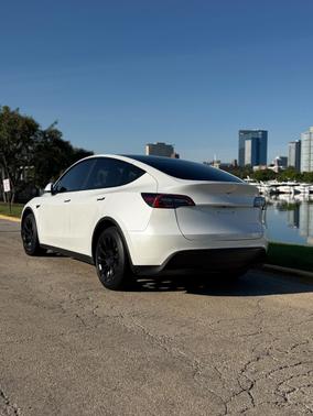 White 2021 Tesla Model Y Long Range