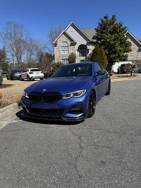 2019 BMW 330 i