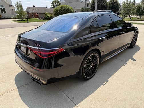 Black 2025 Mercedes-Benz AMG S 63 E 4MATIC