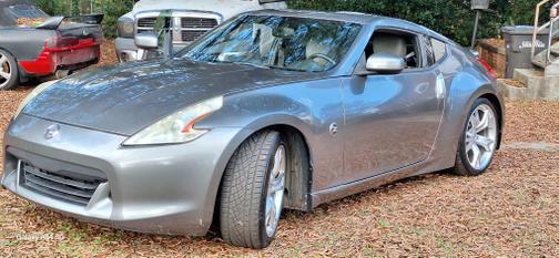 Gray 2011 Nissan 370Z Touring