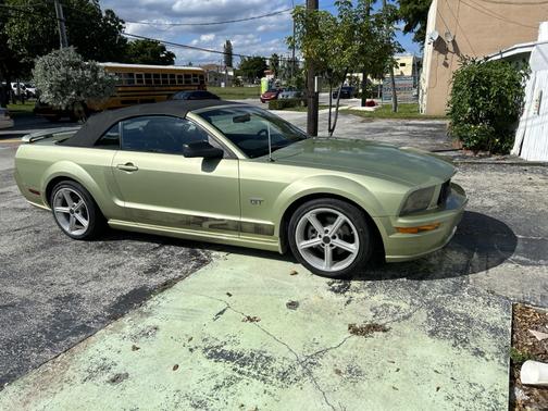 2005 Ford Mustang GT