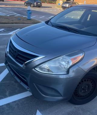 Gray 2016 Nissan Versa 1.6 S+