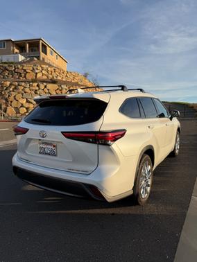 2022 Toyota Highlander Limited