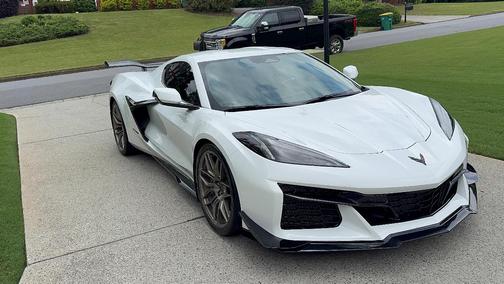White 2024 Chevrolet Corvette Z06 w/3LZ