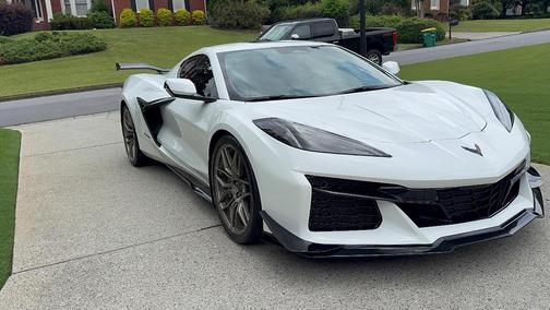 White 2024 Chevrolet Corvette Z06 w/3LZ