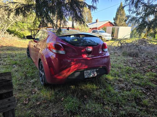 2016 Hyundai Veloster Base