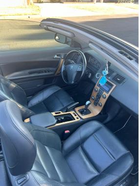 2010 Volvo C70 T5