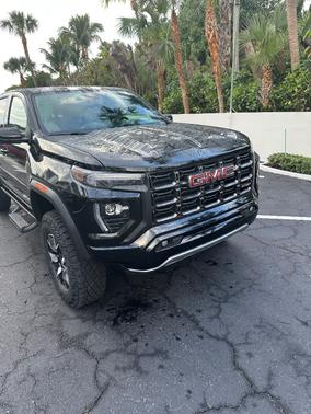 2023 GMC Canyon AT4X