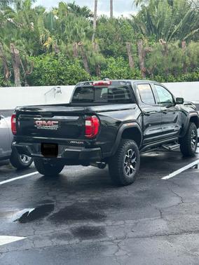 2023 GMC Canyon AT4X