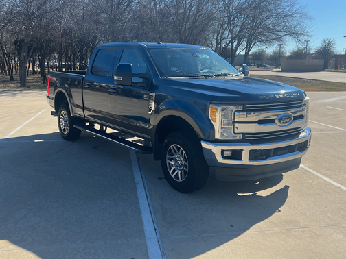 Blue 2017 Ford F-350 Lariat