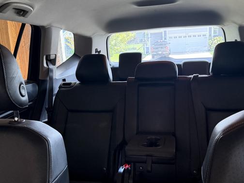Black 2018 Volkswagen Atlas 3.6L SE