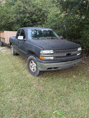 Black 2002 Chevrolet Silverado 1500 LT Extended Cab