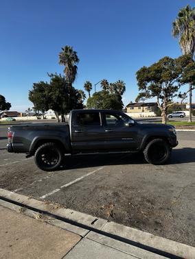 2017 Toyota Tacoma Limited